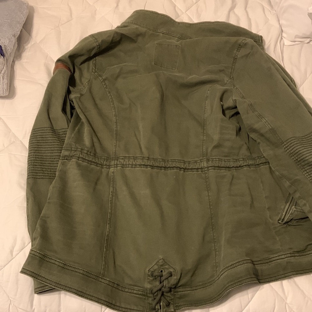 Light Jacket - image 5